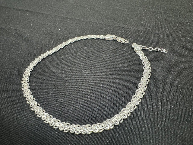 Item 21: Ladies Anklet Silver Tribal