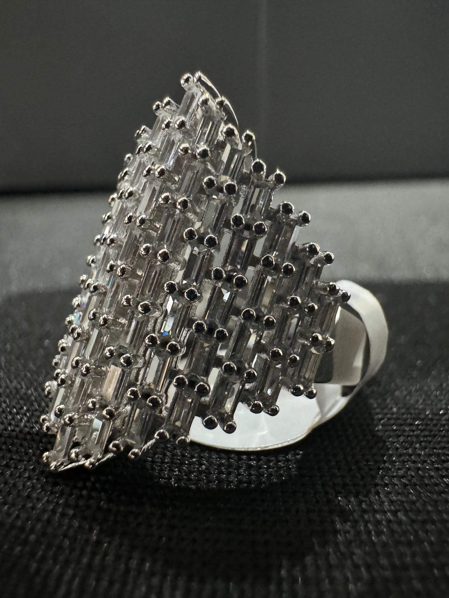 Item 22: Ladies Diamond Ring