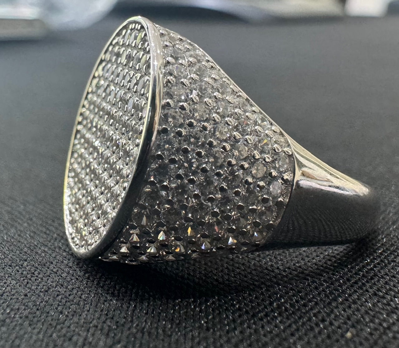 Item 35: Junior Oval Diamond Ring
