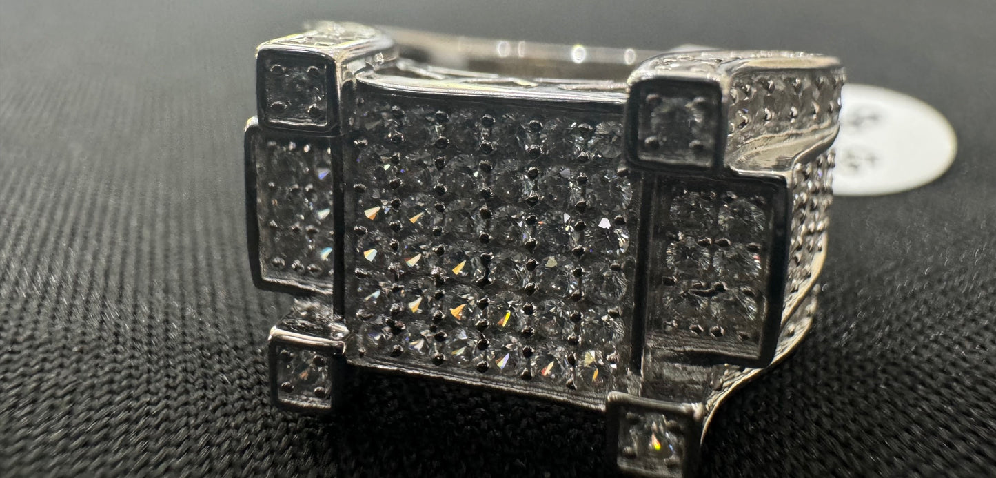 Item 36: Junior Block Diamond Ring