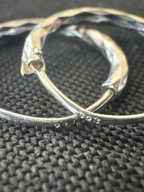 Item 51: Ladies Diamond Cut Hoops small