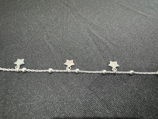 Item 17: Ladies Anklet - Silver star