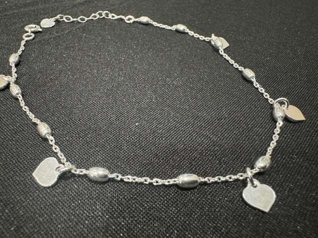 Item 18: Ladies Anklet- Silver Hearts