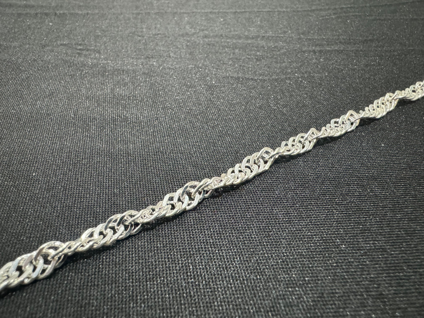 Item 20: Ladies Anklet
