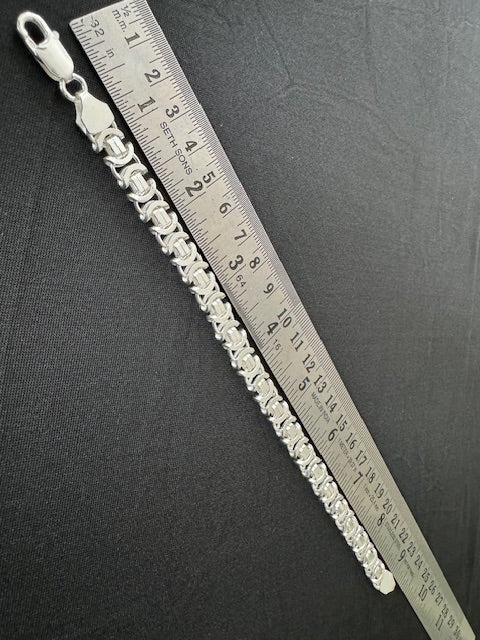Item 11: Interlinked bracelet